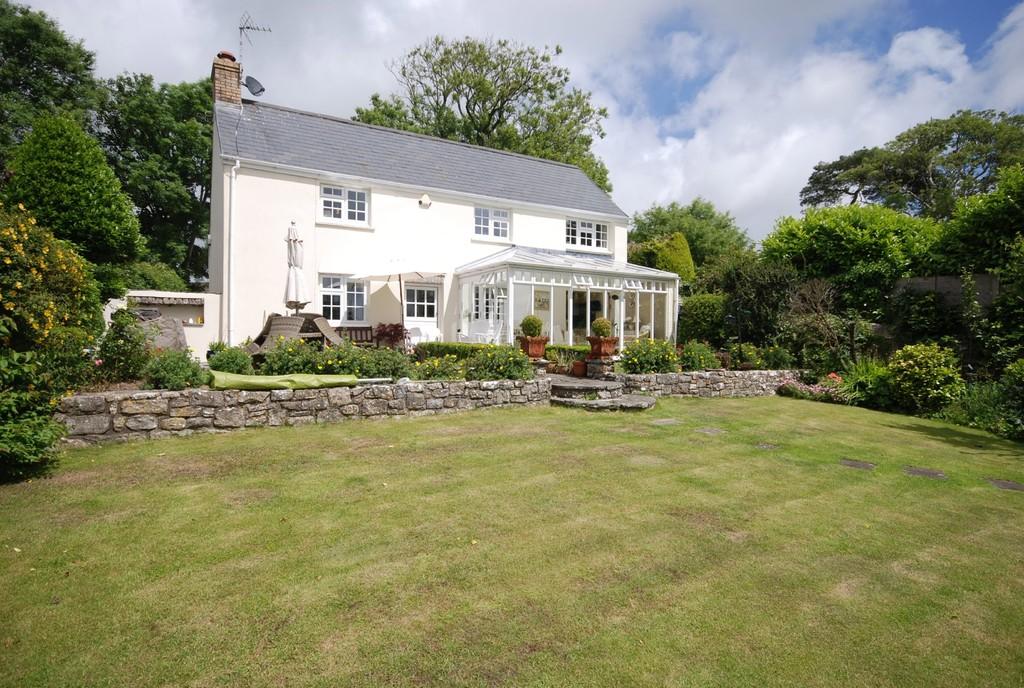 Colwinston, Vale Of Glamorgan, CF71 7NJ 3 bed detached house - £495,000