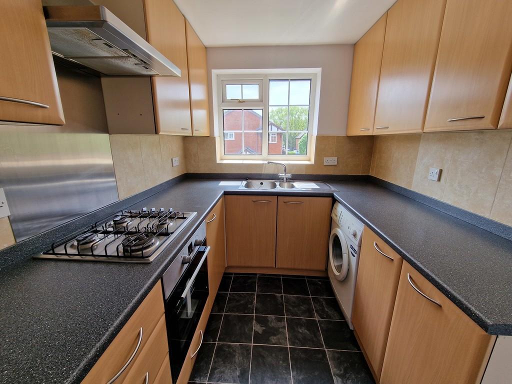 Trinity Gardens, Davenport 2 bed flat £825 pcm (£190 pw)