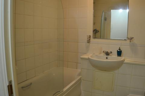 2 bedroom apartment to rent, Hudson House, Station Road, Epsom KT19
