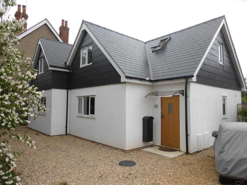 Horseshoe Road, Pangbourne 4 bed detached house £729,950