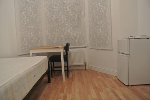 House share to rent, Chapter Road, Dollis Hill, NW2