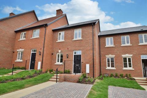 2 bedroom terraced house to rent, Winchester Village