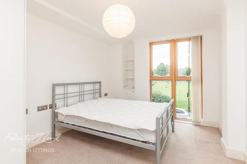 1 bedroom apartment to rent, Robsart Street, LONDON