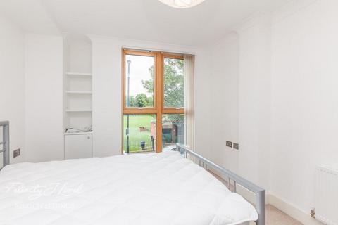 1 bedroom apartment to rent, Robsart Street, LONDON