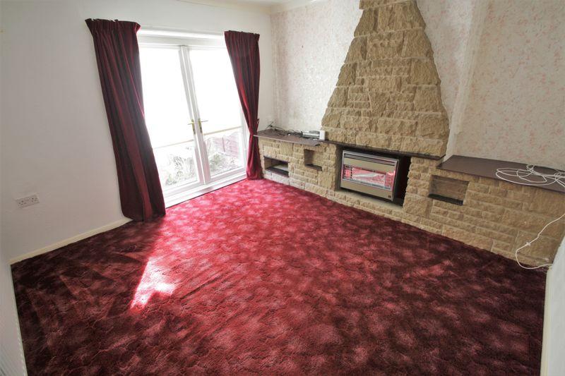 The Greenway, Thorntree, Middlesbrough, TS3 9NU 2 bed semidetached