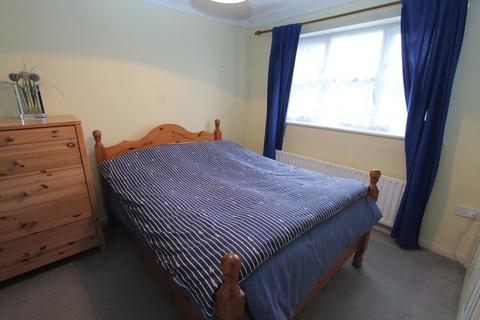 1 bedroom end of terrace house to rent, Town End Close, Godalming GU7