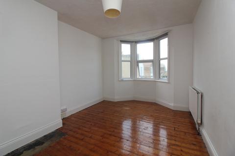 3 bedroom maisonette to rent, Station Road, Portslade BN41