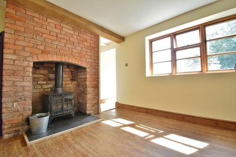 3 bedroom cottage to rent, Burton Road, Lichfield, WS14 9NT