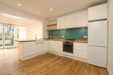 4 bedroom terraced house to rent, Brighton BN1