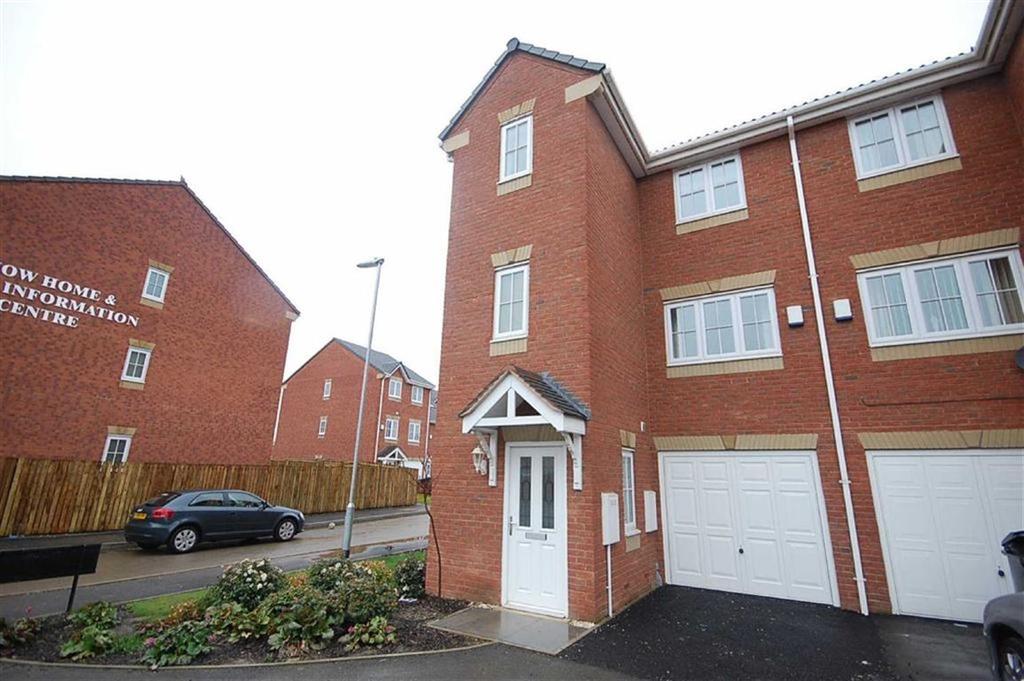 Spring Place Gardens, Mirfield, WF14 4 bed townhouse £730 pcm (£168 pw)