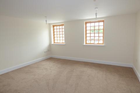 2 bedroom flat to rent, The Old Dairy, Bepton Road, Midhurst, GU29