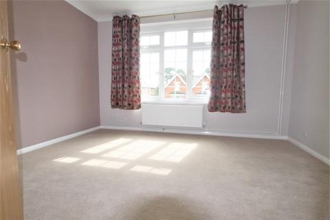 1 bedroom flat to rent, Abbotsbury Court, Horsham, RH13