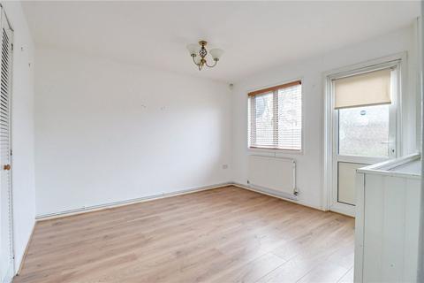 3 bedroom terraced house to rent, Holyrood Crescent, St. Albans, Hertfordshire, AL1