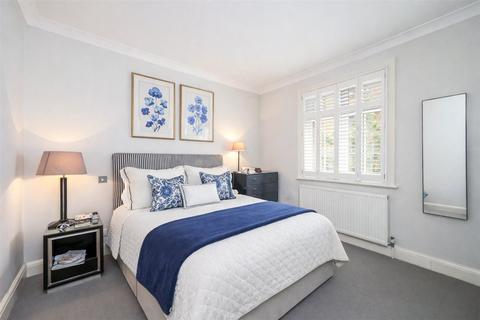 2 bedroom apartment to rent, Ranelagh Gardens Mansions, Ranelagh Gardens, London, SW6