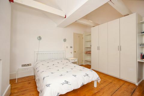 1 bedroom maisonette for sale, Farm Lane, Fulham