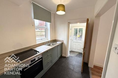 3 bedroom semi-detached house to rent, Hartley Lane, Queensway, Rochdale