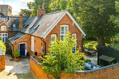 4 bedroom house for sale - School Lane, Stewkley, Leighton Buzzard, Buckinghamshire, LU7