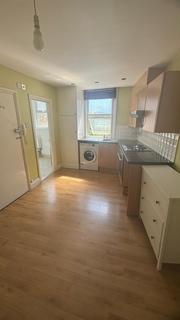 Studio to rent, Willesden High Road, Willesden, NW10