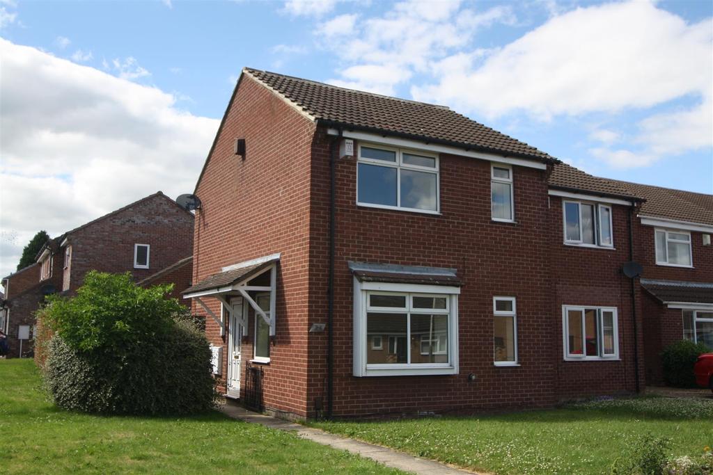 Winchester Way, Darlington 3 bed semidetached house £495 pcm (£114 pw)