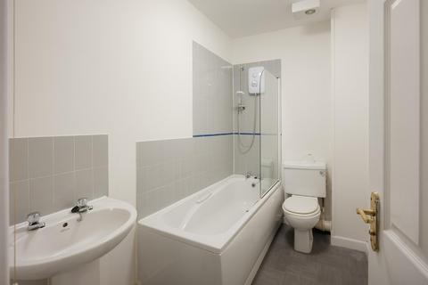 1 bedroom flat to rent, Clifton Road, Clifton