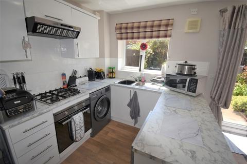 3 bedroom semi-detached house to rent - Bluebell Way, Alsager, ST7 2GG
