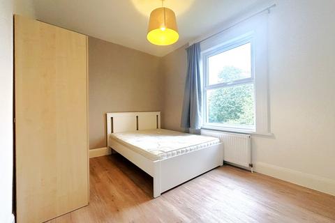 1 bedroom flat to rent, Fordwych Road, Kilburn, NW2 3TL