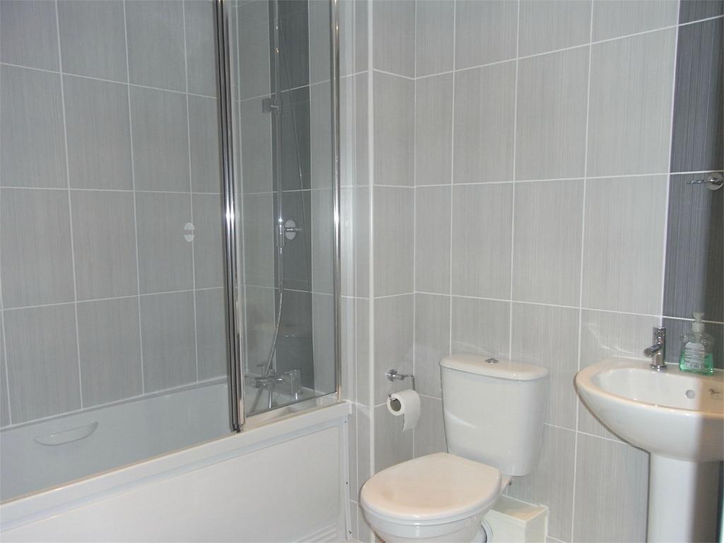 Photograph 9