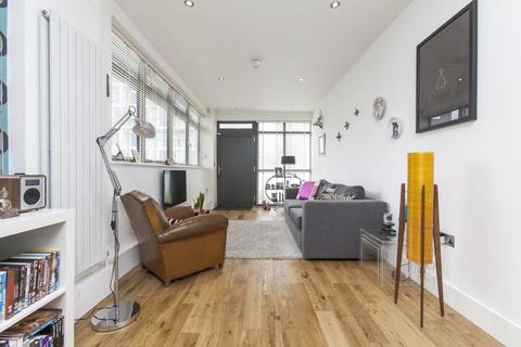 1 bedroom apartment to rent, Balmes Road, De Beauvoir, N1