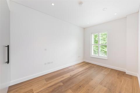 1 bedroom apartment to rent, Chiswick High Road, London, W4