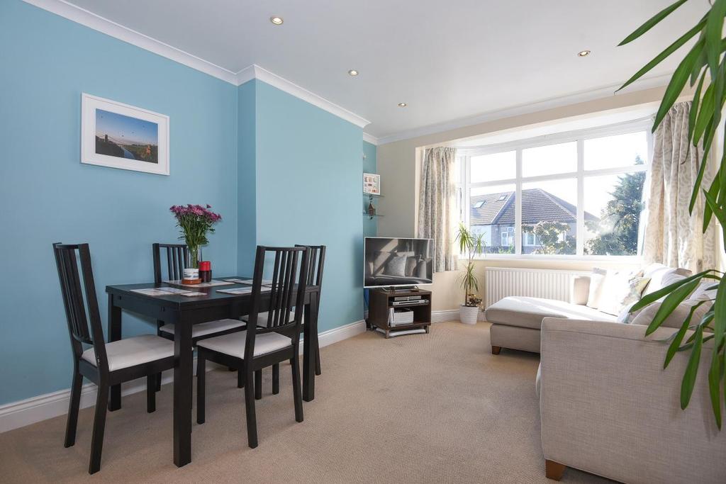 Firstway, Raynes Park 2 bed flat £540,000
