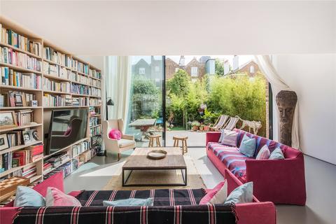 5 bedroom detached house to rent, Glentham Road, London, SW13