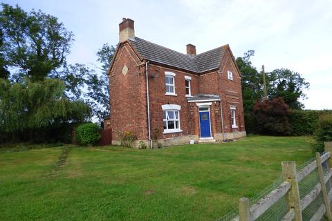 4 bedroom detached house to rent - Church Lane, Waithe, Grimsby, DN36 5PR