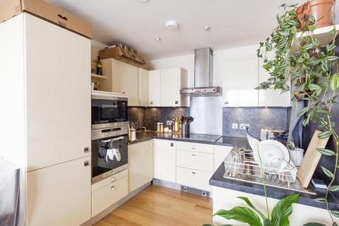 undefined, Queen Square Apartments, City Centre