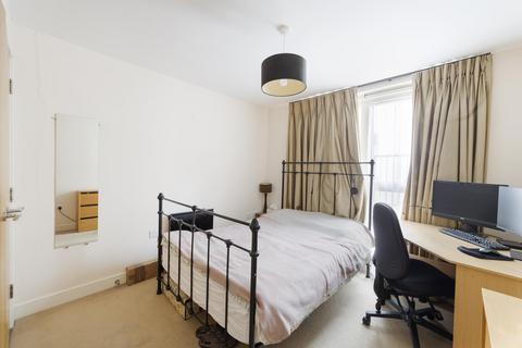 undefined, Queen Square Apartments, City Centre