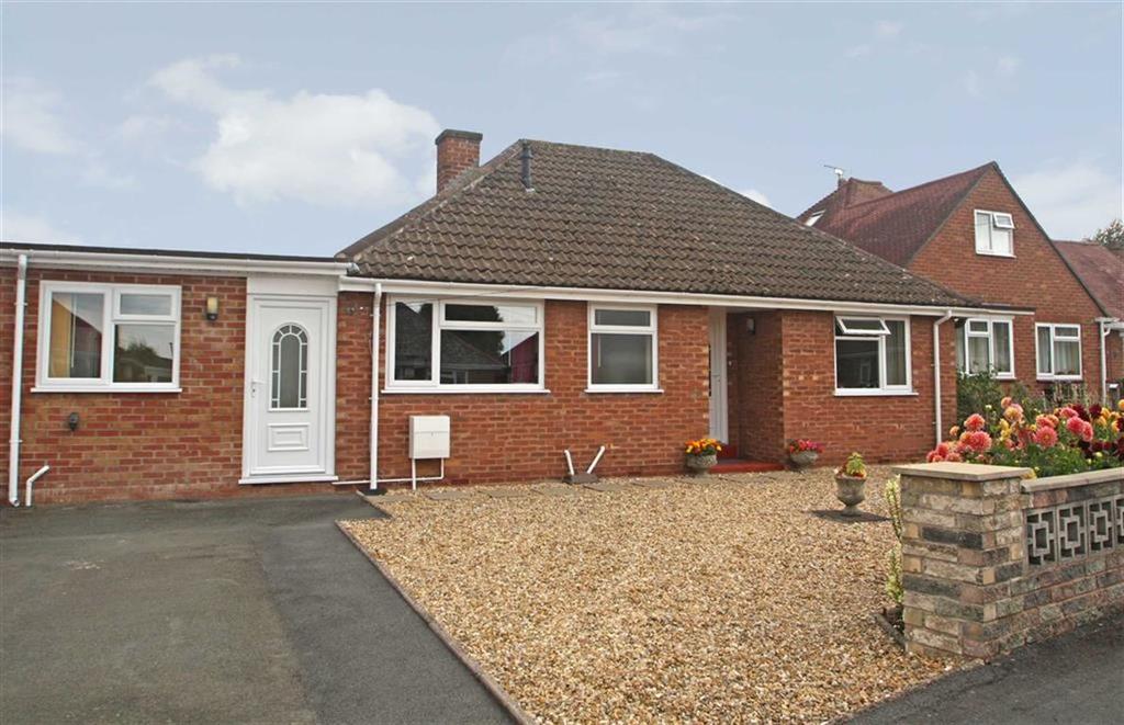 Hazel Grove, SOUTH CITY, Hereford 3 bed detached bungalow £250,000