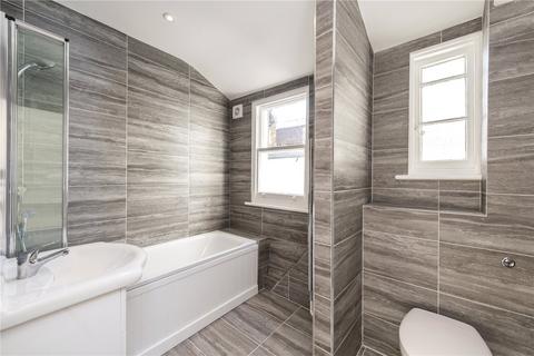 2 bedroom apartment to rent, Kingscourt Road, London, SW16