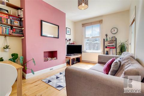 2 bedroom flat to rent, Falkland Road, Kentish Town, London, NW5