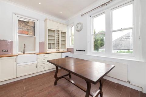 3 bedroom flat to rent, Castellain Mansions, Castellain Road, London