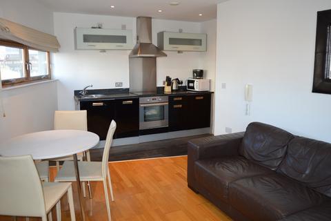 2 bedroom apartment to rent, The Gateway East
