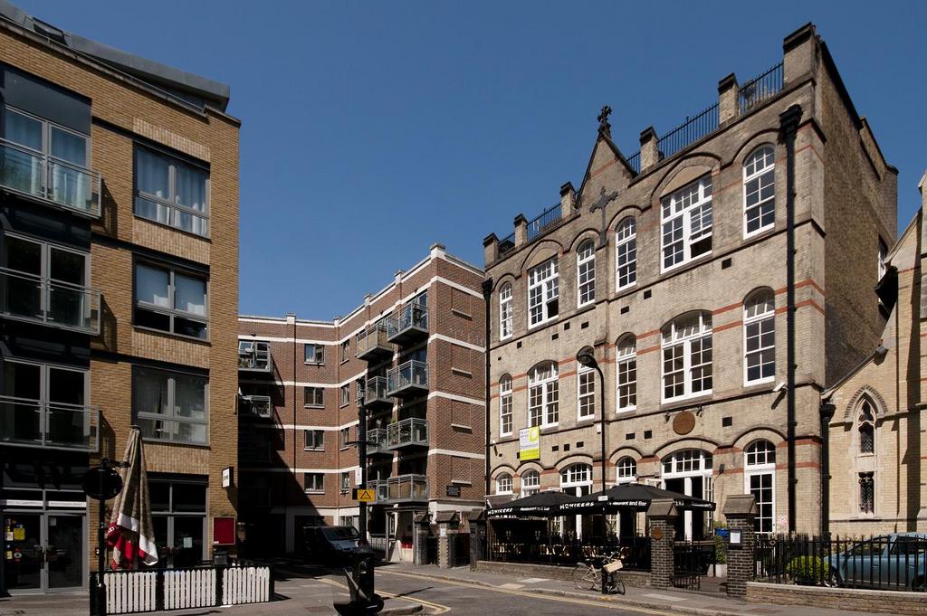 Apartment in London - View 3