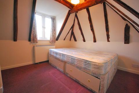 1 bedroom flat to rent, High Street, Burwash