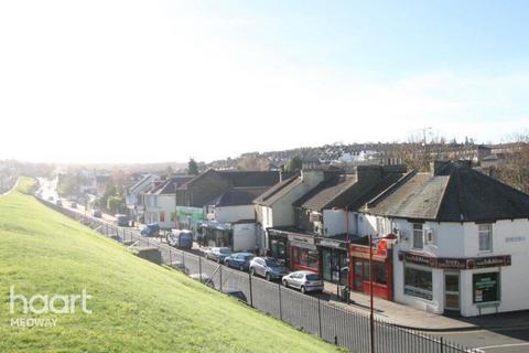 1 bedroom apartment to rent, Castle Avenue, Rochester