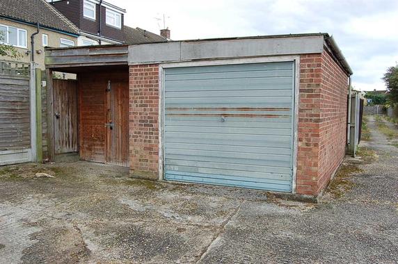 Garage Crossways Chelmsford Garage 25 000