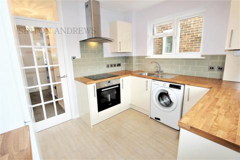 2 bedroom flat to rent, Brentmead Close, Hanwell, W7