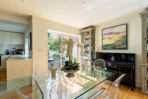4 bedroom terraced house to rent, Randolph Mews, Maida Vale, W9