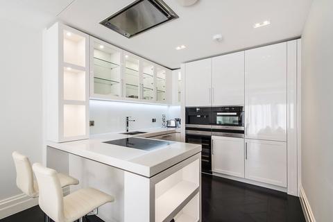 2 bedroom apartment to rent, Strand, London, WC2R