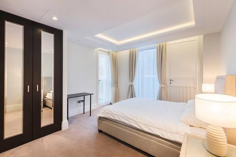2 bedroom apartment to rent, Strand, London, WC2R