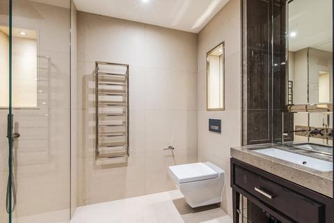 2 bedroom apartment to rent, Strand, London, WC2R
