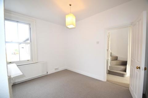 2 bedroom apartment to rent, Whellock Road, Chiswick