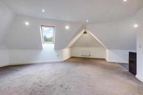 1 bedroom apartment to rent, Kestrel Road, Chatham